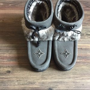 Keewatin Manitoba Mukluks- Fur Winter Boots